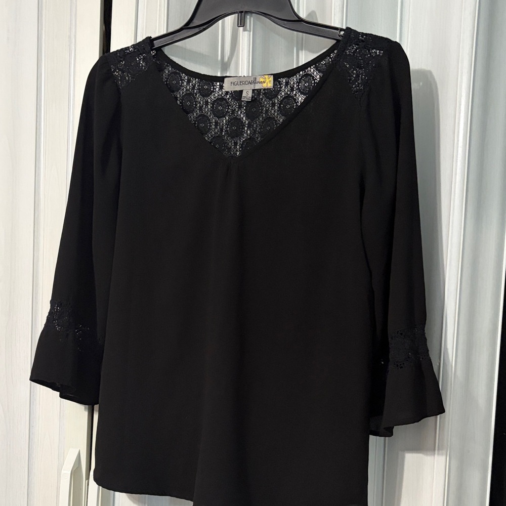 Black Lace Women's Top